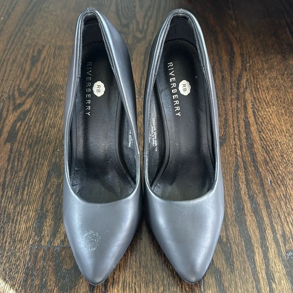 🔵 Riverberry Black Pumps Size 7.5